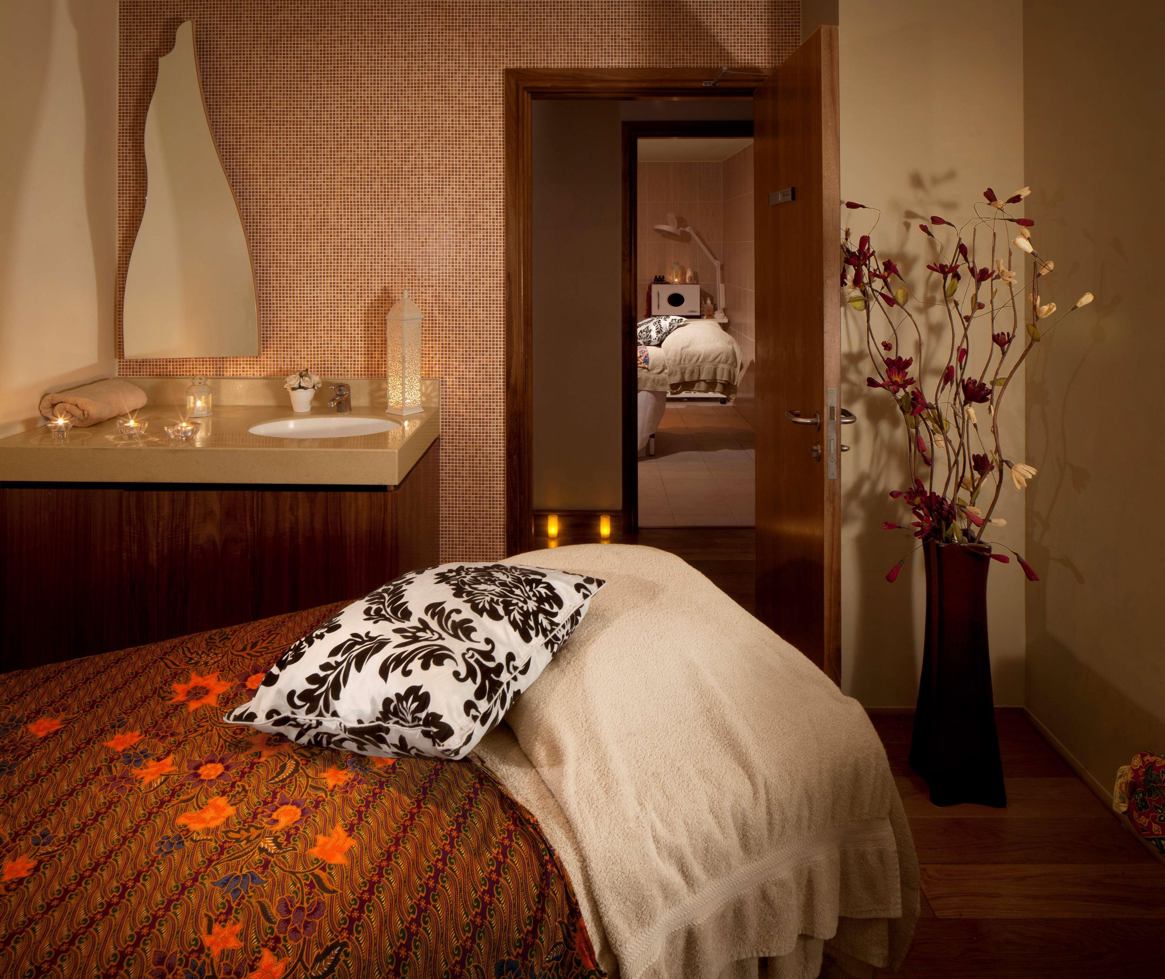 Radisson Blu & Spa, Little Island Cork Hotel Carrigtohill